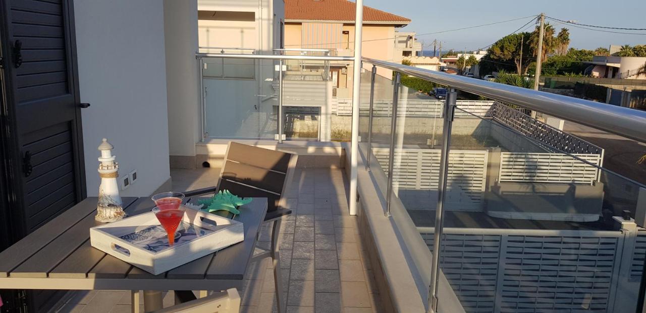 Villa Solemar Holidays Авола Екстериор снимка