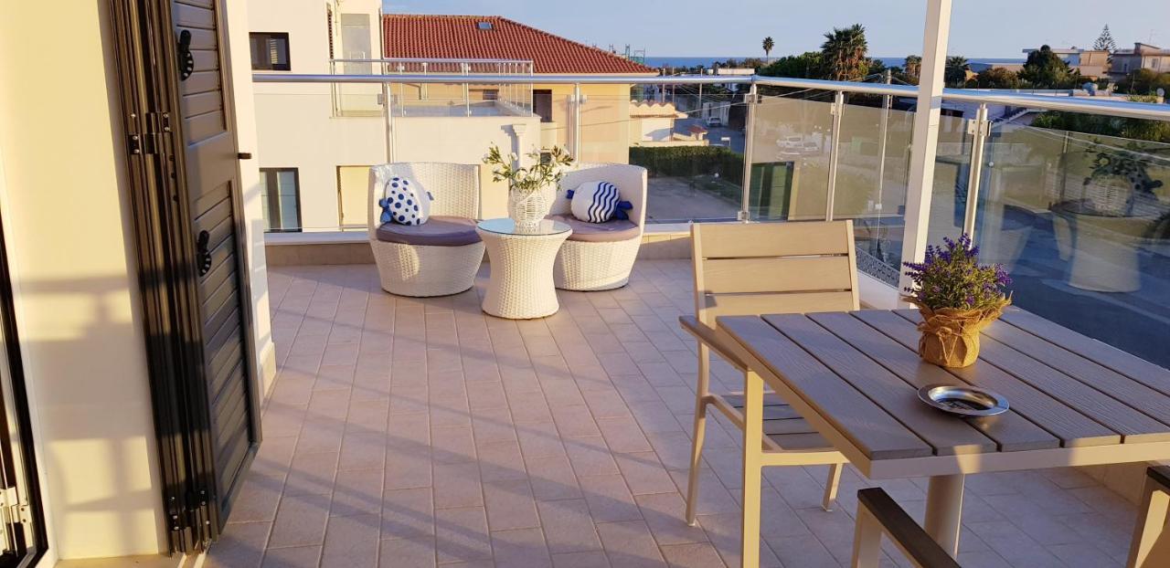 Villa Solemar Holidays Авола Екстериор снимка